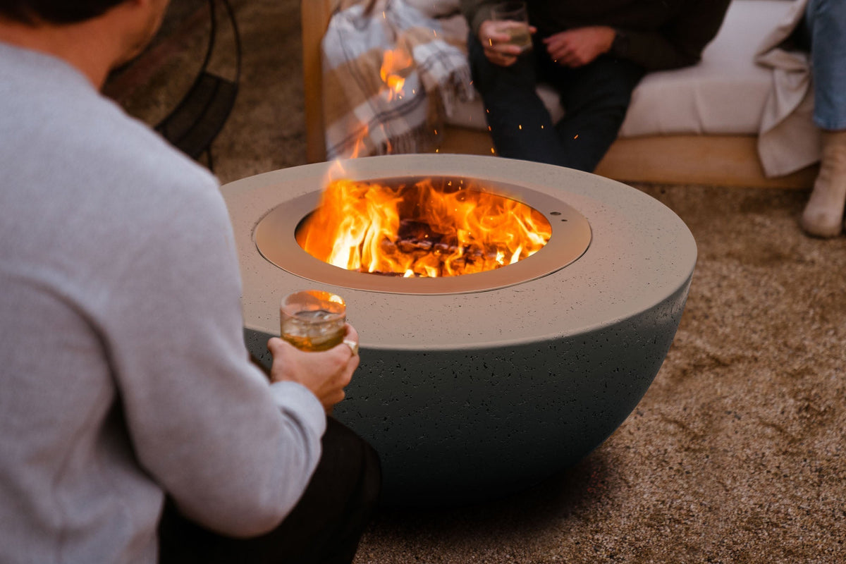 Warm Your Outdoor Living Space with Smokeless Fire Pits for Backyards ...