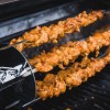 Juego de brochetas para shish kebab con asador 