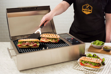 Parrilla eléctrica portátil Frontier con control táctil IntelliKEN 120 V UL