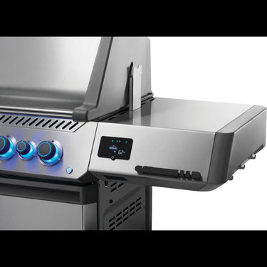 Prestige® 665 Connected Grill with Infrared Side and Rear Burners